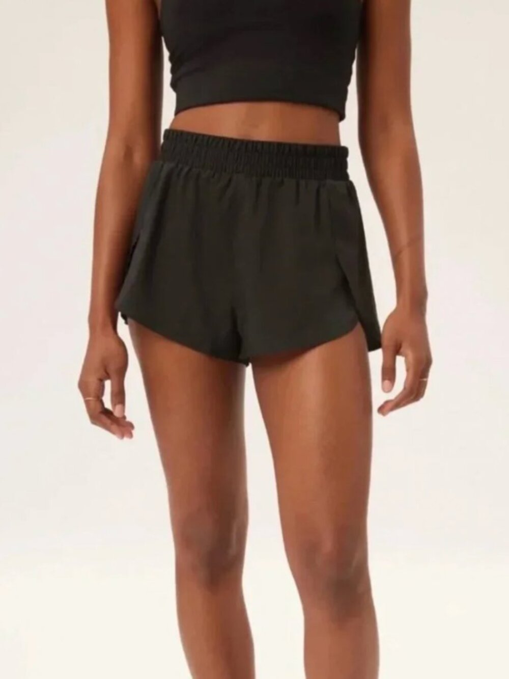 Girlfriend Collective Mid-Rise Training Shorts XXS